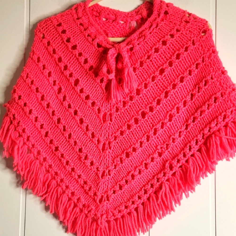 Vintage Girls Barbie Pink Hand Knit Crochet Pullover Poncho Size 8